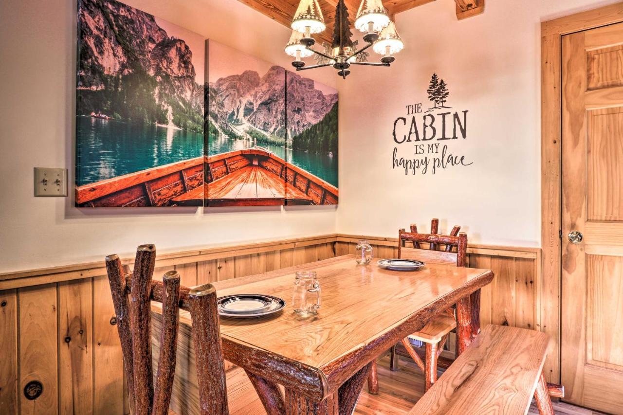 הוילה Cozy Cabin With Hot Tub In The Heart Of פיג'ן פורג' מראה חיצוני תמונה